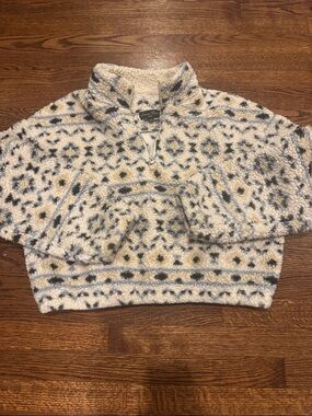 Love Tree Half-Zip Thick Fleece in a Cream/Navy/Light Blue Pattern Size Large